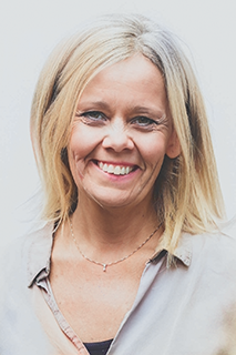 Lena Harris : Biträdande regional missionsledare
